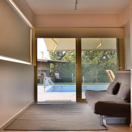 Casa Smaragdi וילה *
