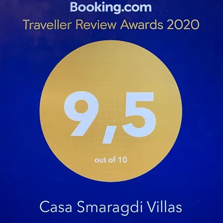 Casa Smaragdi וילה